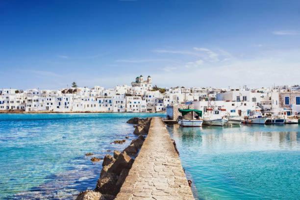 Aretousa Residence In Naoussa, Paros Екстериор снимка