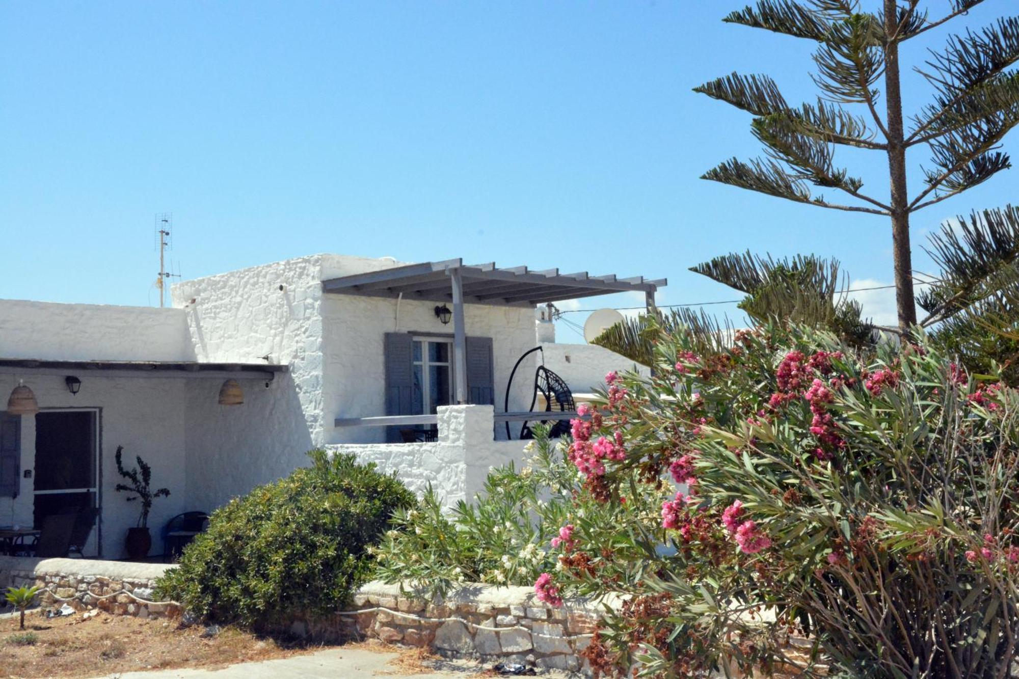 Aretousa Residence In Naoussa, Paros Екстериор снимка